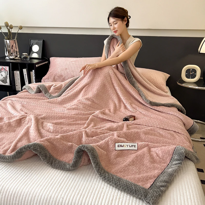 Turtle Velvet Autumn Winter Thicken Warm Blankets for Bed Soft Fluffy Coral Velvet Sofa Blanket Jacquard Throws and Blankets