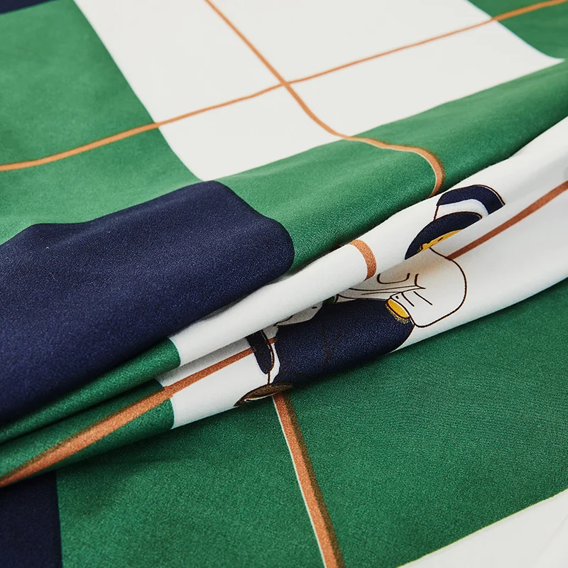 100% Waterproof Mattress Cover with Zipper Closure Six Sides All Inclusive Mattress Protector Soft Fitted Sheet Customized Size